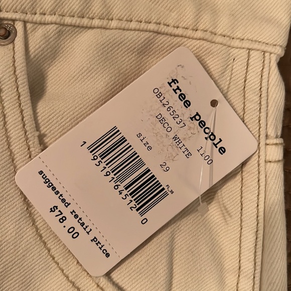 18. Free People Brea Cut off Skirt in Deco White - Picture 14 of 16